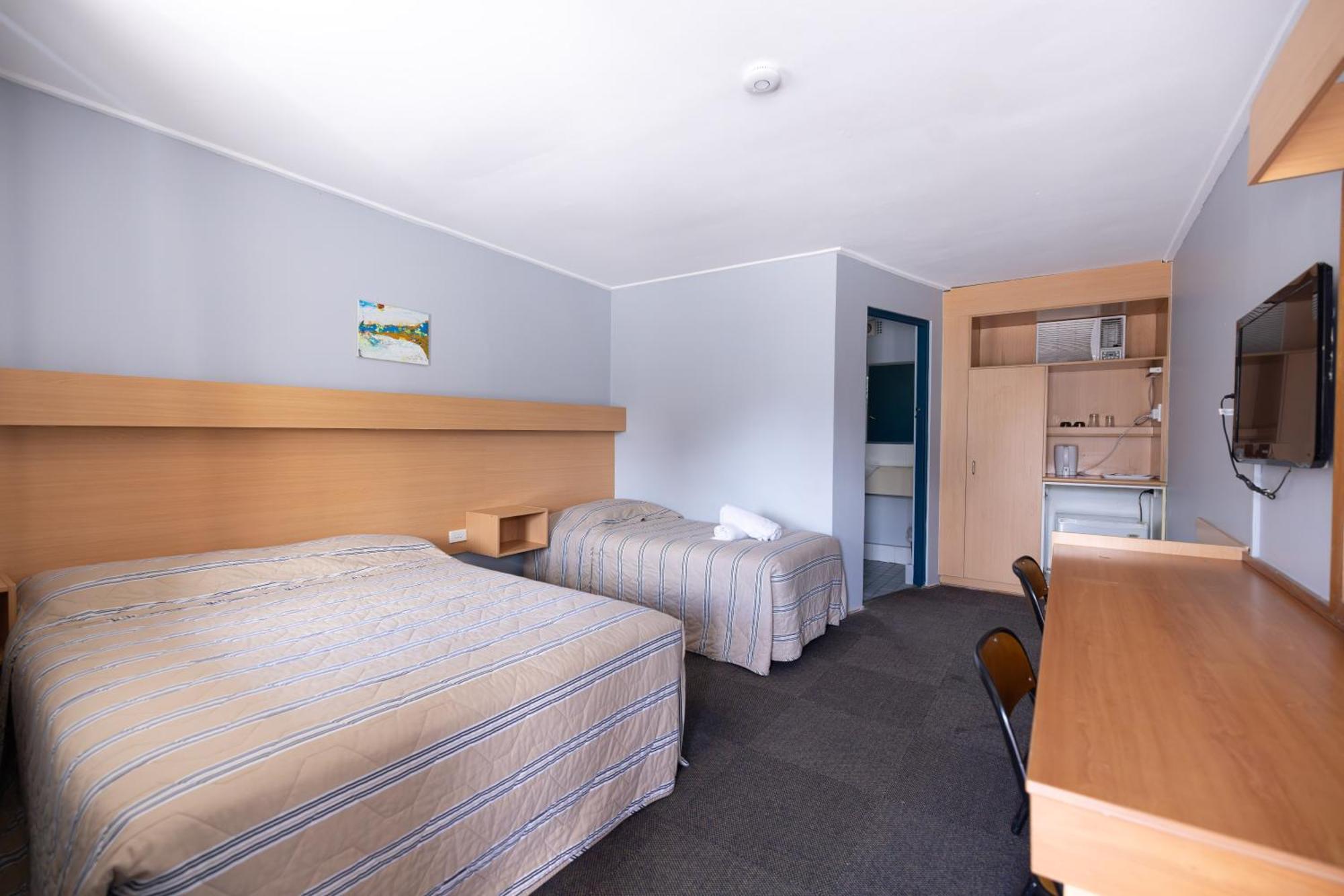 Windsor Heritage Motel Luaran gambar