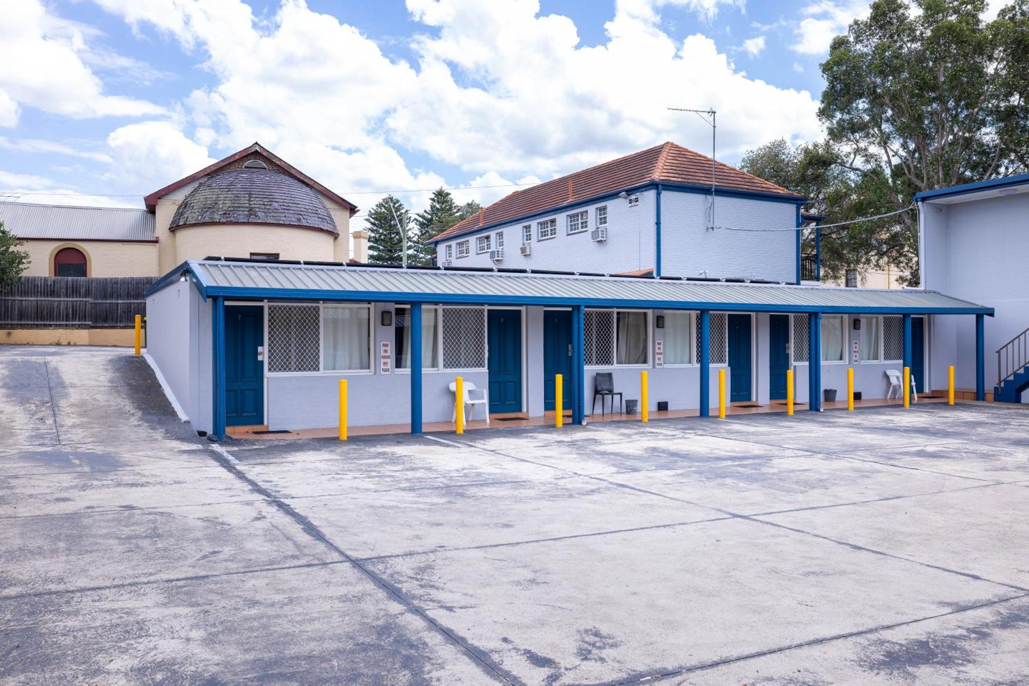 Windsor Heritage Motel Luaran gambar